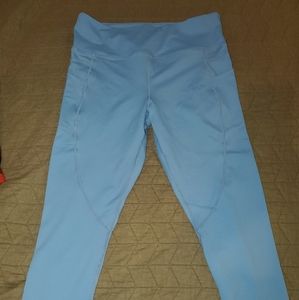 Zyia Blue Steel Pocket Light n Tight Hi-Rise Capri